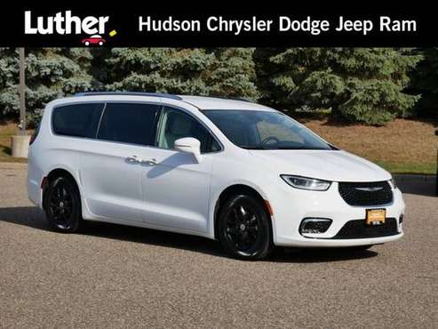 2021 Chrysler Pacifica Touring L - - by dealer for sale in Hudson, MN