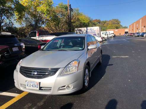 2011 Nissan Altima special edition great condition!!! for sale in MANASSAS, District Of Columbia