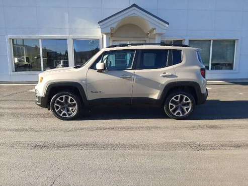 2015 Jeep Renegade Latitude 4x4 - cars & trucks - by dealer -... for sale in Sagle, WA