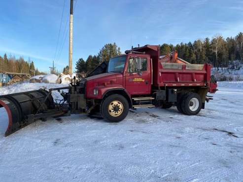 2001 Freightliner Fl80 Plow truck for sale in Ely, MN