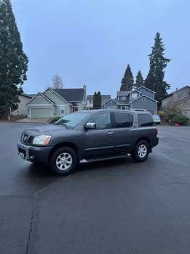Great family suv equipped with 4wd and tow package for sale in Beaverton, OR