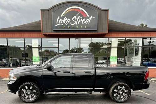 2014 Ram 1500 Express - - by dealer - vehicle for sale in Grayslake, WI