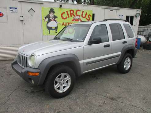2002 Jeep Liberty Sport 4x4 - cars & trucks - by dealer - vehicle... for sale in Louisville, KY