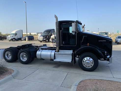 2019 T800 Day Cab - cars & trucks - by owner - vehicle automotive sale for sale in Commerce City, CA