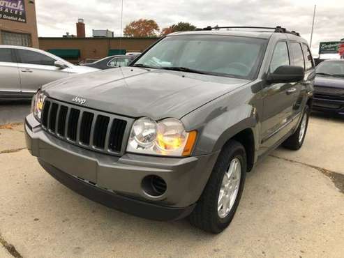 2007 JEEP GRANDCHORKEE GUARANTEED CREDIT APPROVAL - cars & trucks -... for sale in Eastpointe, MI
