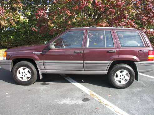 VINTAGE-1995 Jeep Grand Cherokee Laredo Classic - - by for sale in Fredericksburg, VA