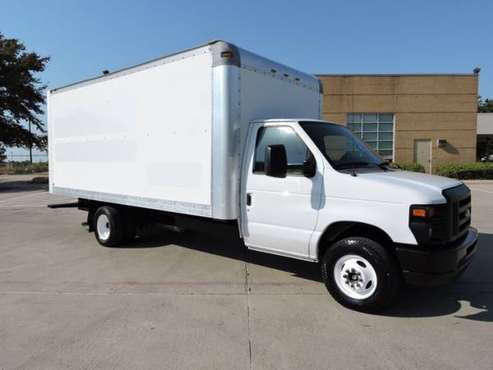 2012 Ford Econoline Commercial Cutaway E350 16 FOOT BOX TRUCK with 72 for sale in Grand Prairie, TX