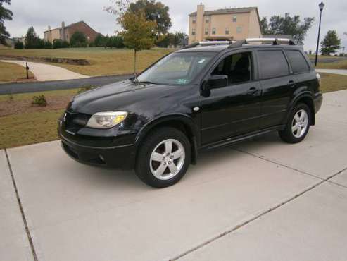 2007 mitsubishi outlander limited 4cyl awd 1 owner (160K) hwy miles for sale in Riverdale, GA