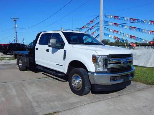 2018 *Ford* *Super Duty F-350 DRW Cab-Chassis* *XLT 4WD for sale in Oak Grove, MO