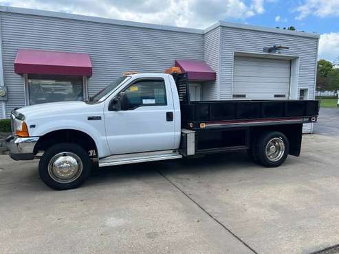 2000 FORD F450 TRUCK W/FLAT BED - - by dealer for sale in URBANA, IL