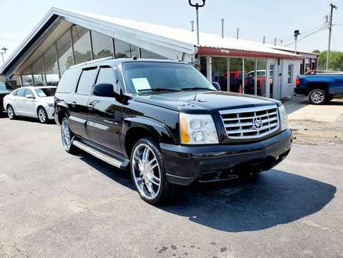 2005 Cadillac Escalade ESV AWD Platinum Edition Sport Utility 4D Trade for sale in Harrisonville, MO