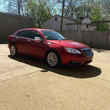 2012 Chrysler 200 auto start - - by dealer - vehicle for sale in Saint Louis, MO