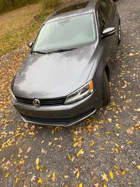 2012 Volkswagen Jetta SE - cars & trucks - by owner - vehicle... for sale in Syracuse, NY