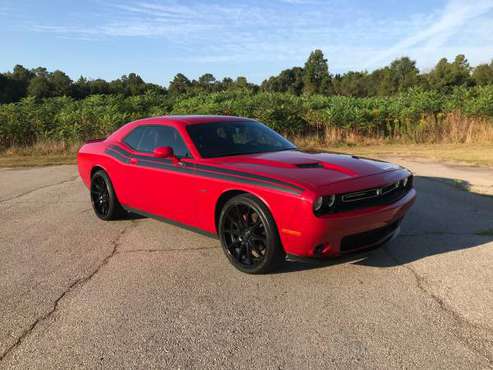 2015 DODGE CHALLENGER R/T PLUS * LOW MILES * CLEAN TITLE * for sale in Commerce, GA