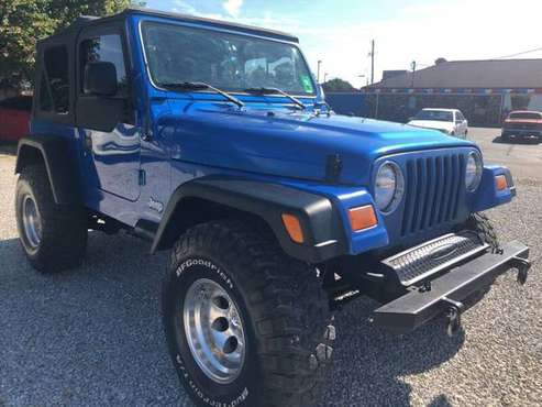 2003 JEEP WRANGLER, AUTOMATIC, LOW MILES, CLEAN, NEW TOP/WHLS SHARP!!! for sale in Vienna, WV