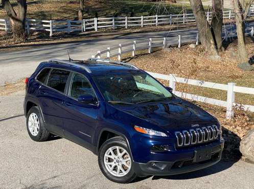 2015 Jeep Cherokee Latitude 4x4, One Owner, Low Miles, Like New! -... for sale in Omaha, NE
