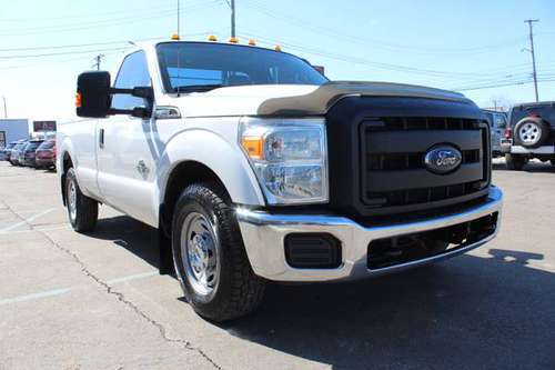 2015 Ford F-250 XL Super Duty Regular Cab One Owner - cars & for sale in Mount Clemens, MI