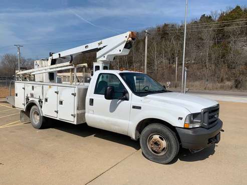 2003 Ford F-350 - MTI Bucket Utility Boom Truck - Clean Title - cars for sale in Kimmswick, IN