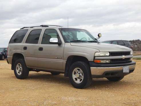 Chevrolet Tahoe 2002 - 4WD SUV (1 Owner) for sale in Franklin, WI