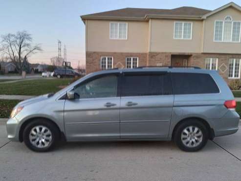 2009 honda odyssey LIKE NEW FULLY LOADED LEATHER $4500 - cars &... for sale in Bridgeview, IL