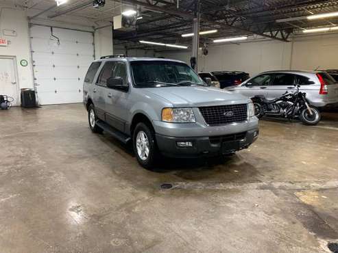 2006 Ford Expedition XLT 4WD for sale in Saint Paul, MN