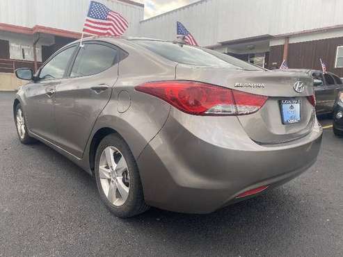 2011 Hyundai Elantra Limited - - by dealer - vehicle for sale in Madison, WI