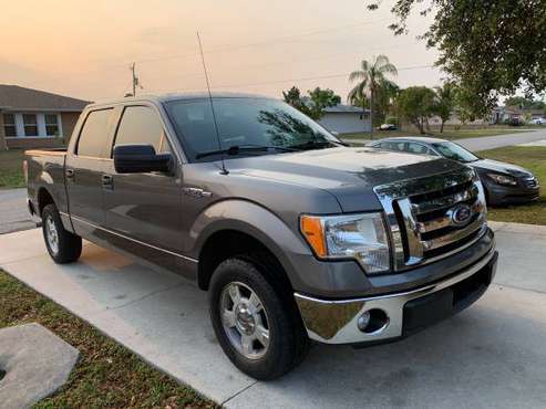 Ford F-150 XLT Supercrew Cab 2012 - cars & trucks - by owner -... for sale in Naples, FL
