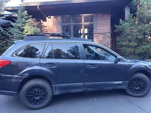 2011 Subaru outback limited for sale in Bend, OR