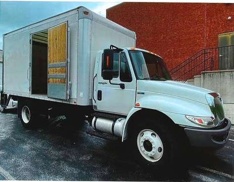 2012 International 4300 16 Box Truck w/Liftgate 1842 - cars & for sale in Coventry, RI