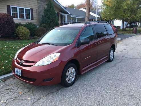 Handicapped van for sale in Woonsocket, MA