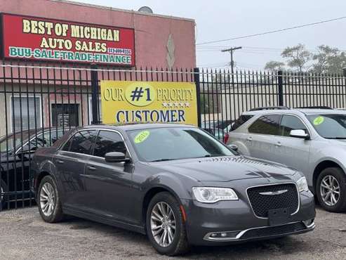 2015 Chrysler 300 Limited 4dr Sedan Sedan - - by for sale in Detroit, MI