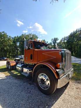 REALLY NICE PETERBILT for sale in Oxford, FL