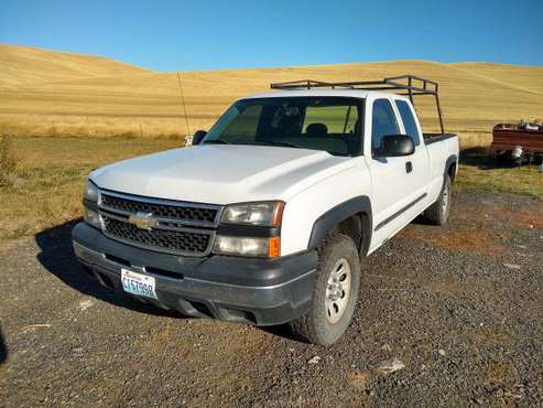 2006 Chevrolet Silverado 1500 Work Truck Roof Rack Great Condition for sale in Pullman, WA