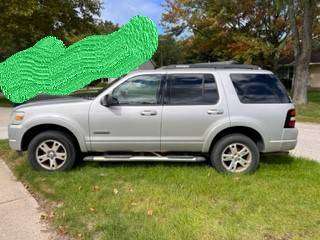 2008 Ford Explorer XLT 4WD - Runs Project Car - - by for sale in Muskegon, MI