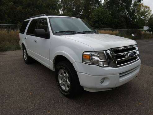 2010 Ford Expedition 4WD 4dr XLT - Call or TEXT! Financing Available! for sale in Maplewood, MN