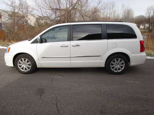 2012 chrysler town and country power sliding doors - cars & trucks -... for sale in Montrose, MN