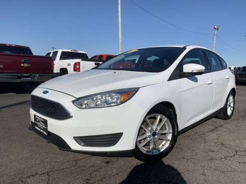 2016 FORD FOCUS SE - cars & trucks - by dealer - vehicle automotive... for sale in Chenoa, IL