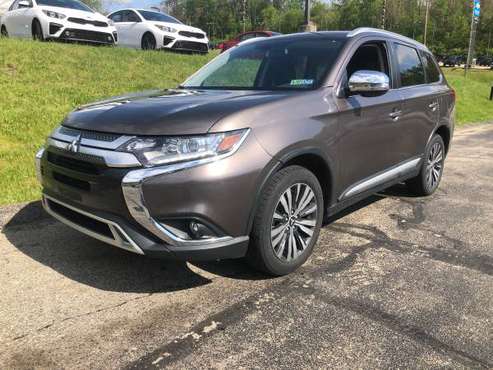 2019 Mitsubishi Outlander, Only 8K Mi, 7 Pass, 500 Cash, 249 for sale in Duquesne, PA