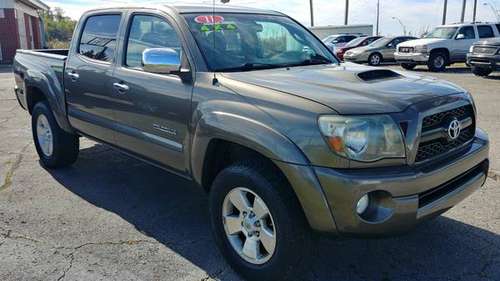 2011 TOYOTA TACOMA SR5 DOUBLE CAB 4X4 for sale in ST CLAIRSVILLE, WV