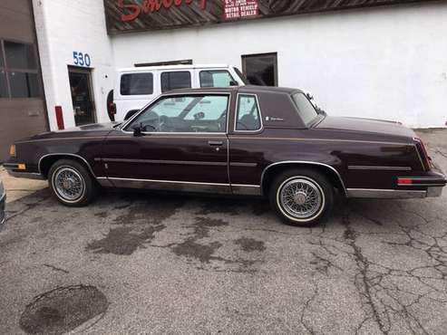 1987 OLDSMOBILE Cutlass Supreme for sale in Rochester , NY