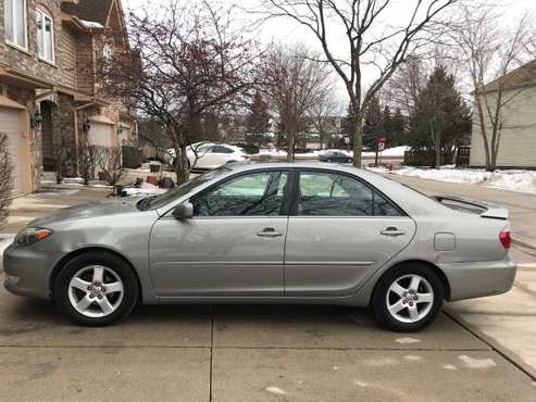 2005 Toyota Camry SE for sale in Wheeling, IL