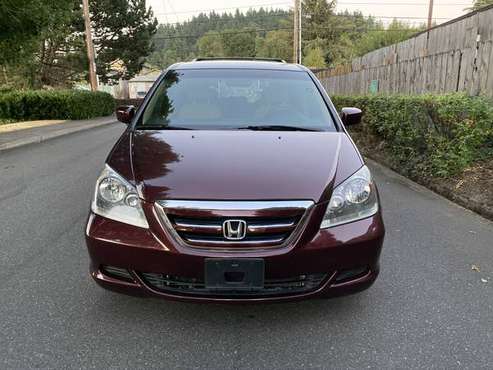 2007 Honda Odyssey only 76000 k rebuilt title automatic runs great -... for sale in Portland, OR