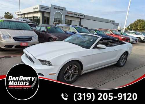 Used 2014 Ford Mustang RWD 2D Convertible/Convertible - cars & for sale in Waterloo, IA