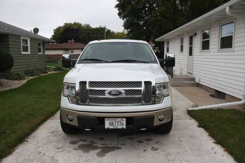 2010 Ford F150 Supercrew CabLariat Pickup 4D 5 1/2 ft - cars & for sale in Neenah, WI