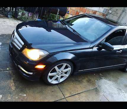 Mercedes-Benz C300 For Sale! - cars & trucks - by dealer - vehicle... for sale in Rosedale, NY