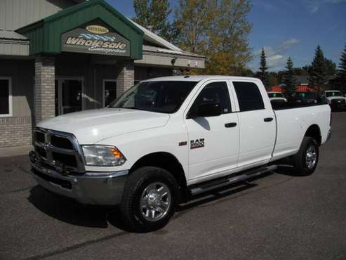 2014 dodge ram 2500 crew cab long box 4x4 gas V8 4wd for sale in Forest Lake, WI