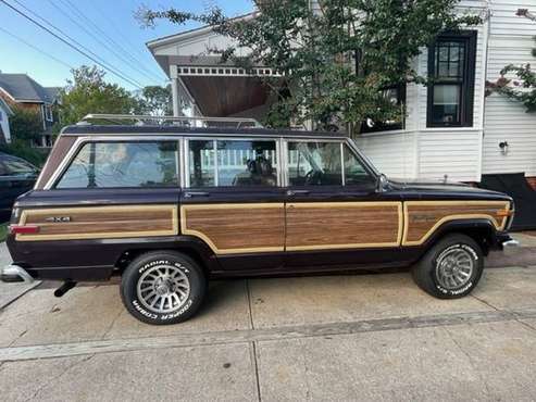 1990 Jeep Grand Wagoneer - 78k miles (clean title) for sale in Island Heights, NJ