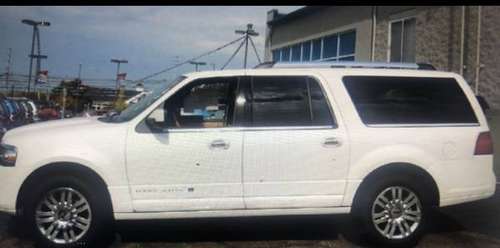 2011 Lincoln Navigator limited edition 4 x 4 - - by for sale in Indian Rocks Beach, FL