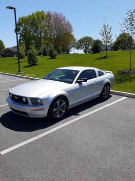 05 Mustang GT for sale in Quarryville, PA