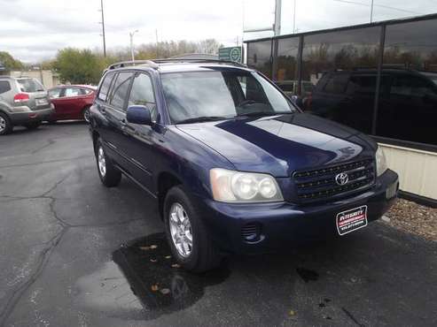 2003 Toyota Highlander Limited Spoiler Clean CarFax $1295 Down BHPH for sale in Des Moines, IA